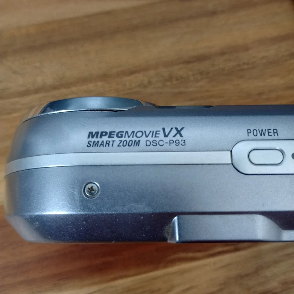 Sony Digital‎ Camera Cybershot DSC-P93A 5.1MP Silver UNTESTED PAIR REPAIR ONLY